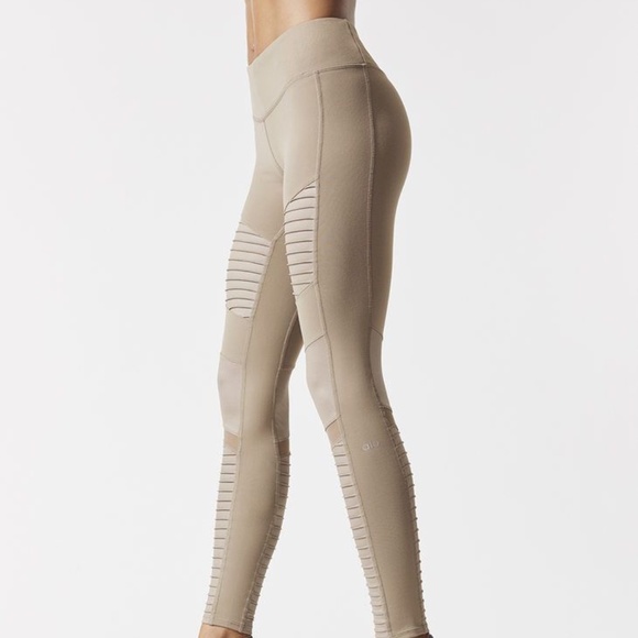 Alo Moto Legging- Gravel XS - Picture 1 of 6